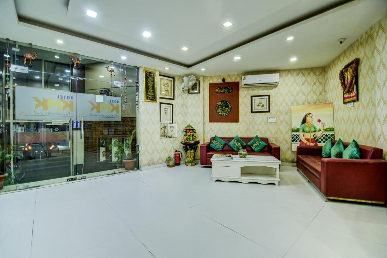 Oyo Hotel Asko International Near Gurudwara Shri Bangla Sahib Nueva Delhi Exterior foto